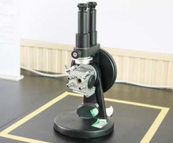 Abbe refractometer