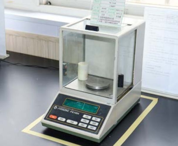 analytical balance